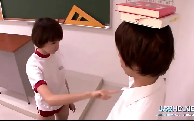 Electric Moments with Japan s Cutest Teens Vol 56