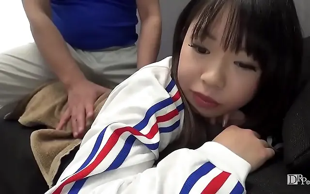 的电视剧 无码精品秘 乡下 Football Coach Takes Her Hard After Practice Creampie