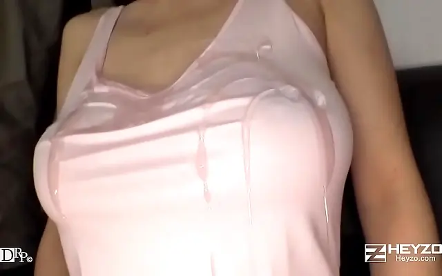 无码A片 一次 动态 Her Massive Tits Riko Nakano in Steamy 69 Action