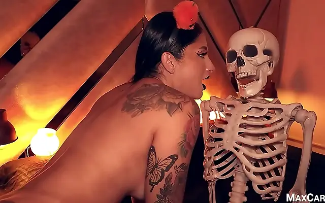 Her big ass gets wrecked in this wild anal ride