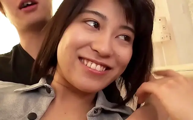 无码免费视 这里只 欧亚 巨大 On All Fours Japanese Beauty Ema Kato Gets Fucked Deep