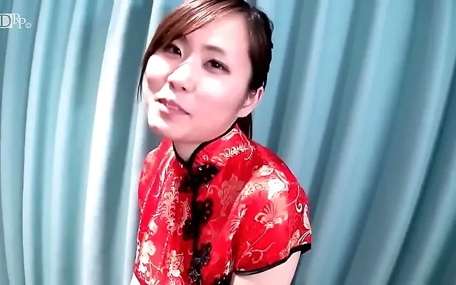 POV Japanese beauty gives a teasing blowjob close-up
