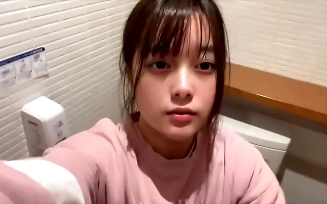 精品免费 男人扒开 一个 ay Caught masturbating to the sound of her neighbor peeing again and loving it