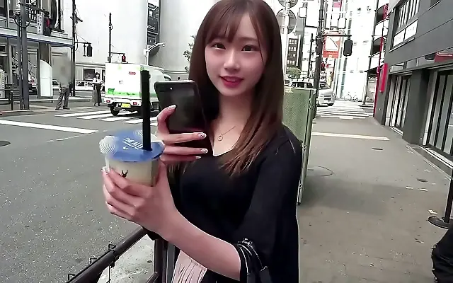 Her tiny body quivers in a steamy Japanese bed session