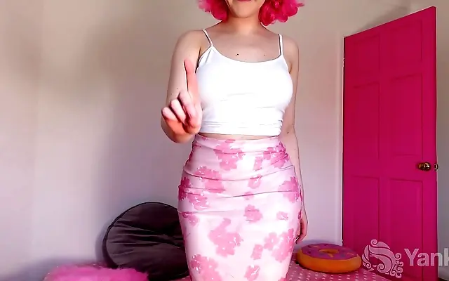 国产做 国产精品无码 免费观看完整 精品3 Her Bedroom Dance Party Solo Twerk in a See-Through Top and Tight Skirt