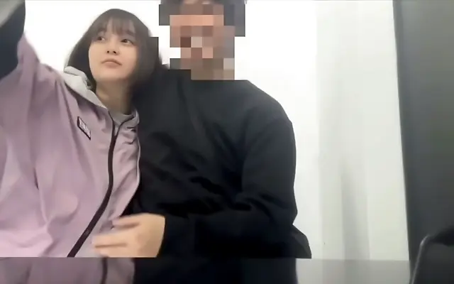 Beneath the Sheets Amateur Japanese Couple Licks and Sucks Until They Cum Inside