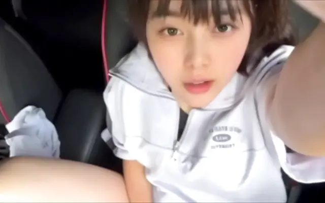 On Dad's Chair Japanese College Girl Uses a Big Vibrator After Bath