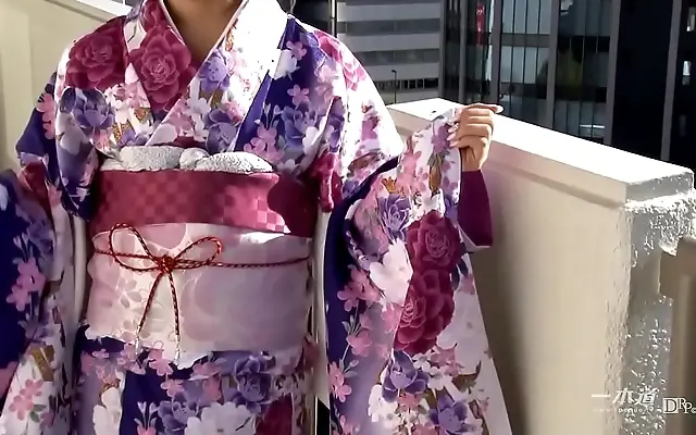 Sapphire Silk Kimono Seduction Japanese Beauty Rei Kayashima Teases and Pleases