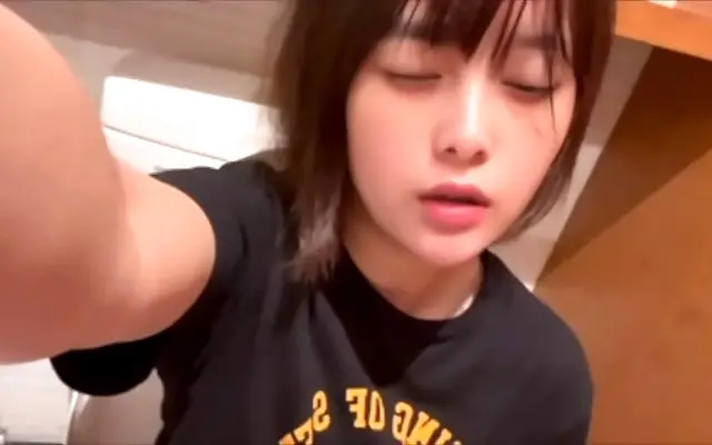 Peeing during jeans try-on after solo session at home