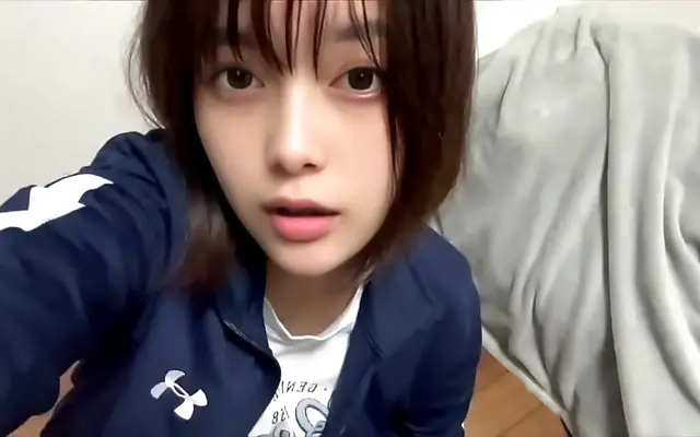 秘书 成人无码 蝴蝶 I came so hard in my old school tracksuit and jeans just like back in high school