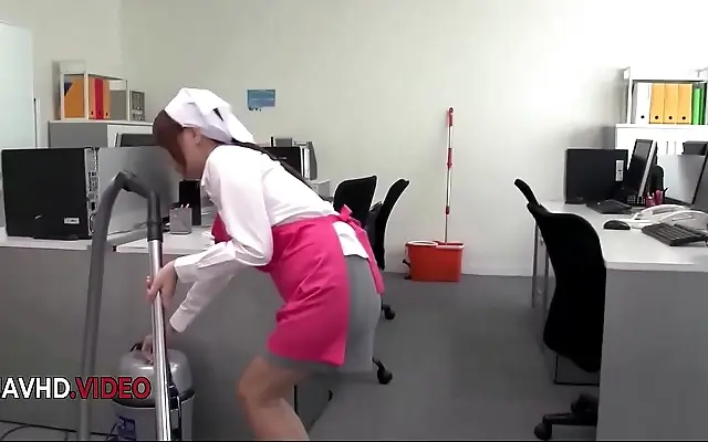 Office Lady Chihiro Akino Sucks Hard for a Mind Blowing Creampie