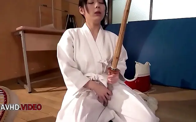 Behind the scenes Asian teen Ruka Kanae toys with her wet pussy