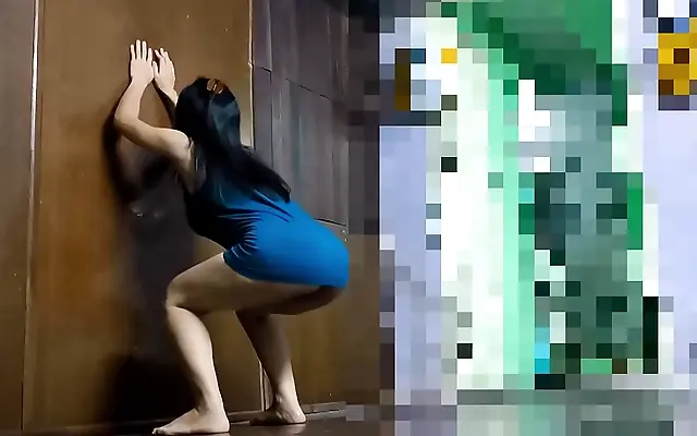 Staircase workout turns steamy with curvy college babe