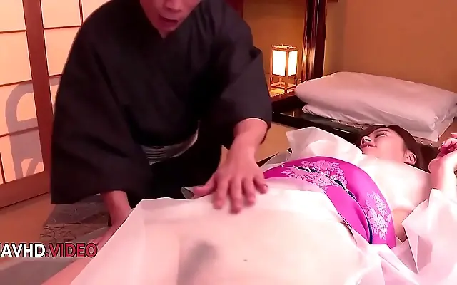 视频一区 少妇的滋味2 潘金莲 大香 Candlelit Passion With Yui in Wild JAV Sex Acts