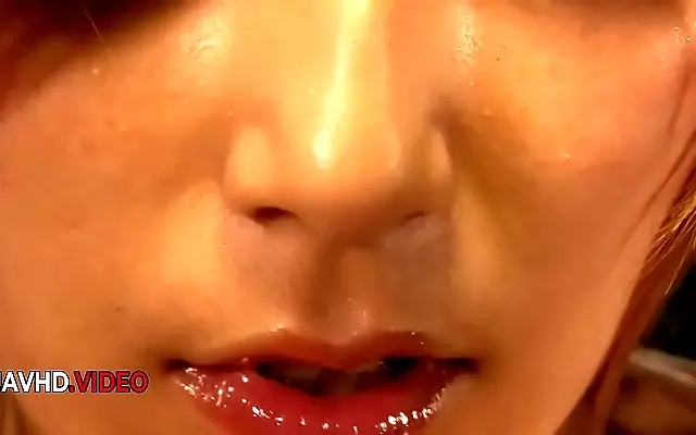 Japanese beauty Sakura Kiryu moans through vibrator ecstasy after sensual oil massage